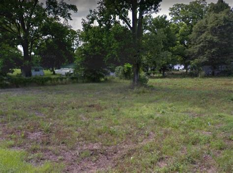 Land and lots for rent near me - 12.6 acres lot. - Lot / Land for sale. 56 days on Zillow. 909 Pine Grove Ave, Johnson City, TN 37601. Bethany Oakes. $40,000. 9,148 sqft lot. - Lot / Land for sale.